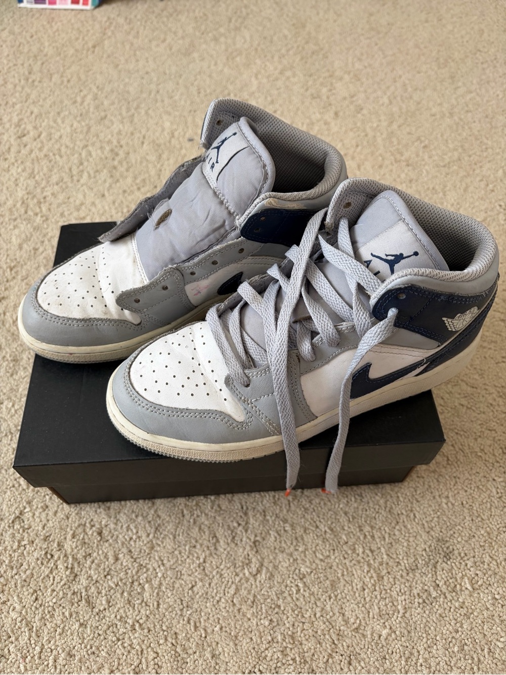 Nike Jordan Kids Mid-Top Sneakers, size 5 youth. White, Gray & Navy